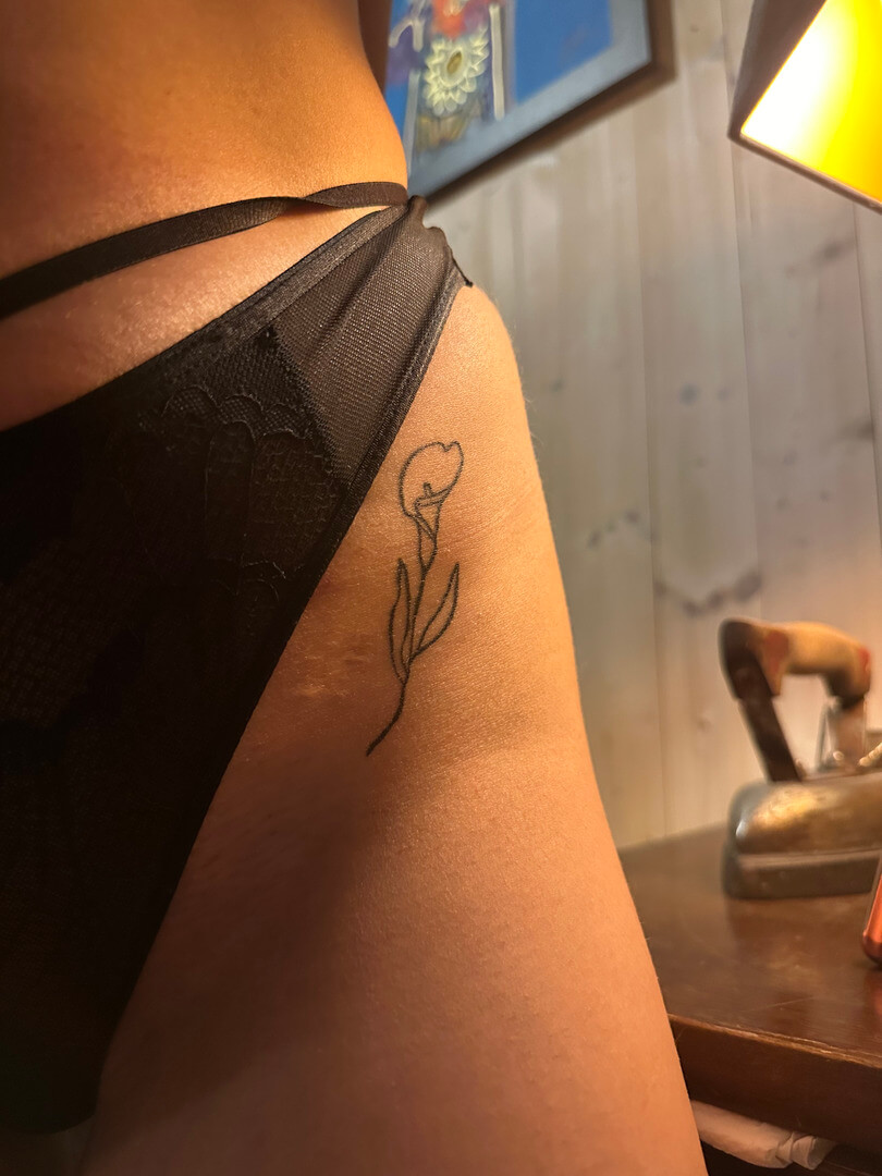 dora dirty flower tattoo